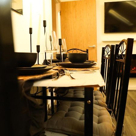 1 Bedroom Apartment Bradford City Centre Foster Square Extérieur photo
