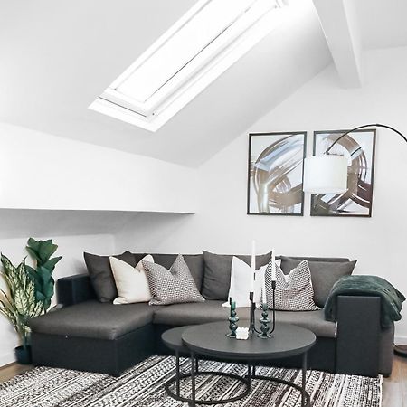 1 Bedroom Apartment Bradford City Centre Foster Square Extérieur photo