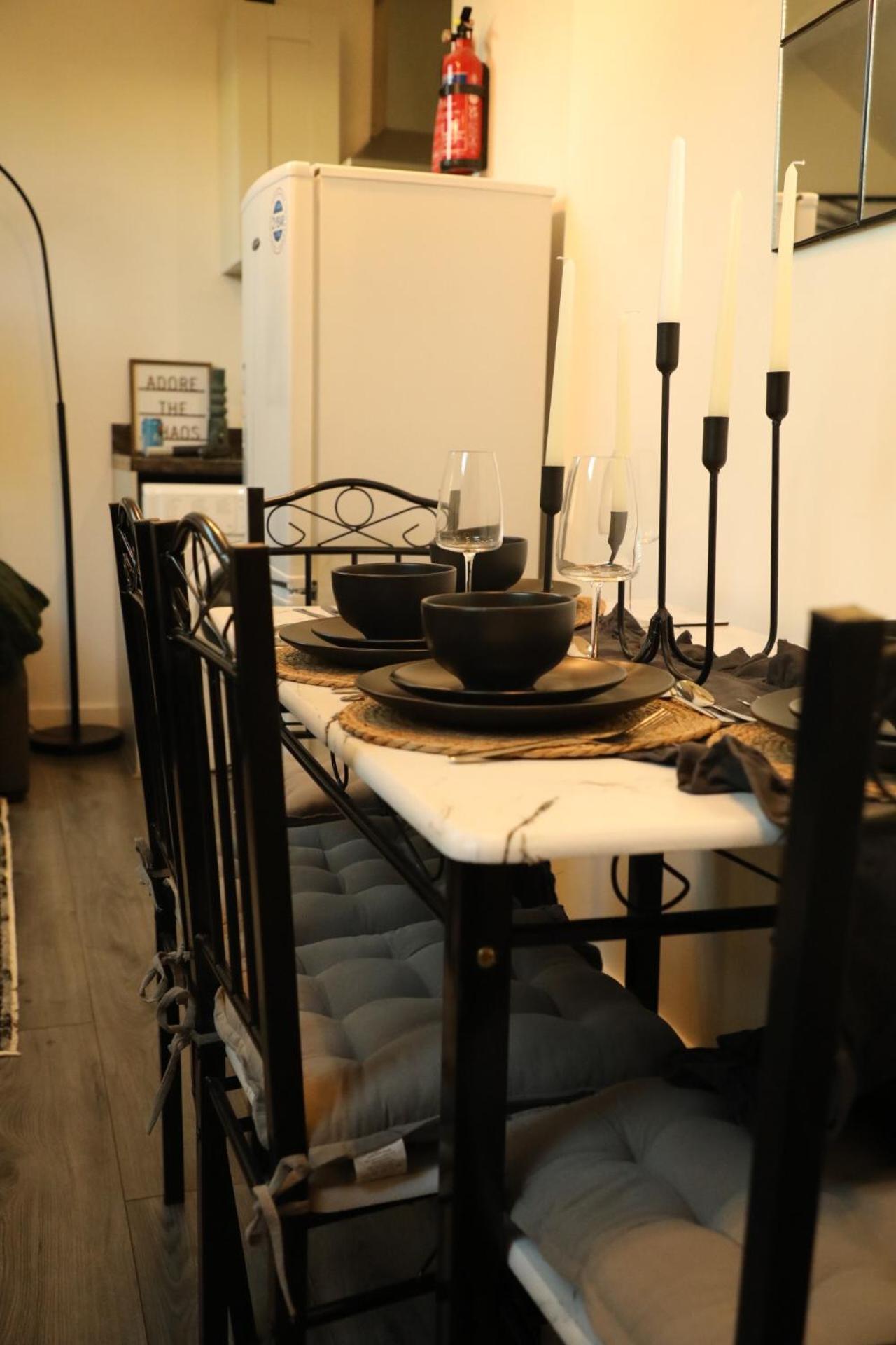 1 Bedroom Apartment Bradford City Centre Foster Square Extérieur photo